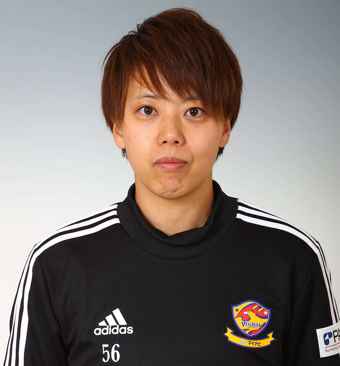 トレーナー 塚本　南の写真を紹介