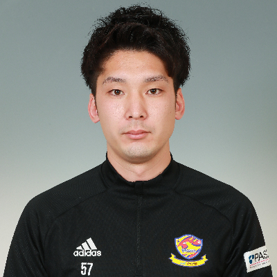 レディースユース監督 小川　翔平の写真を紹介