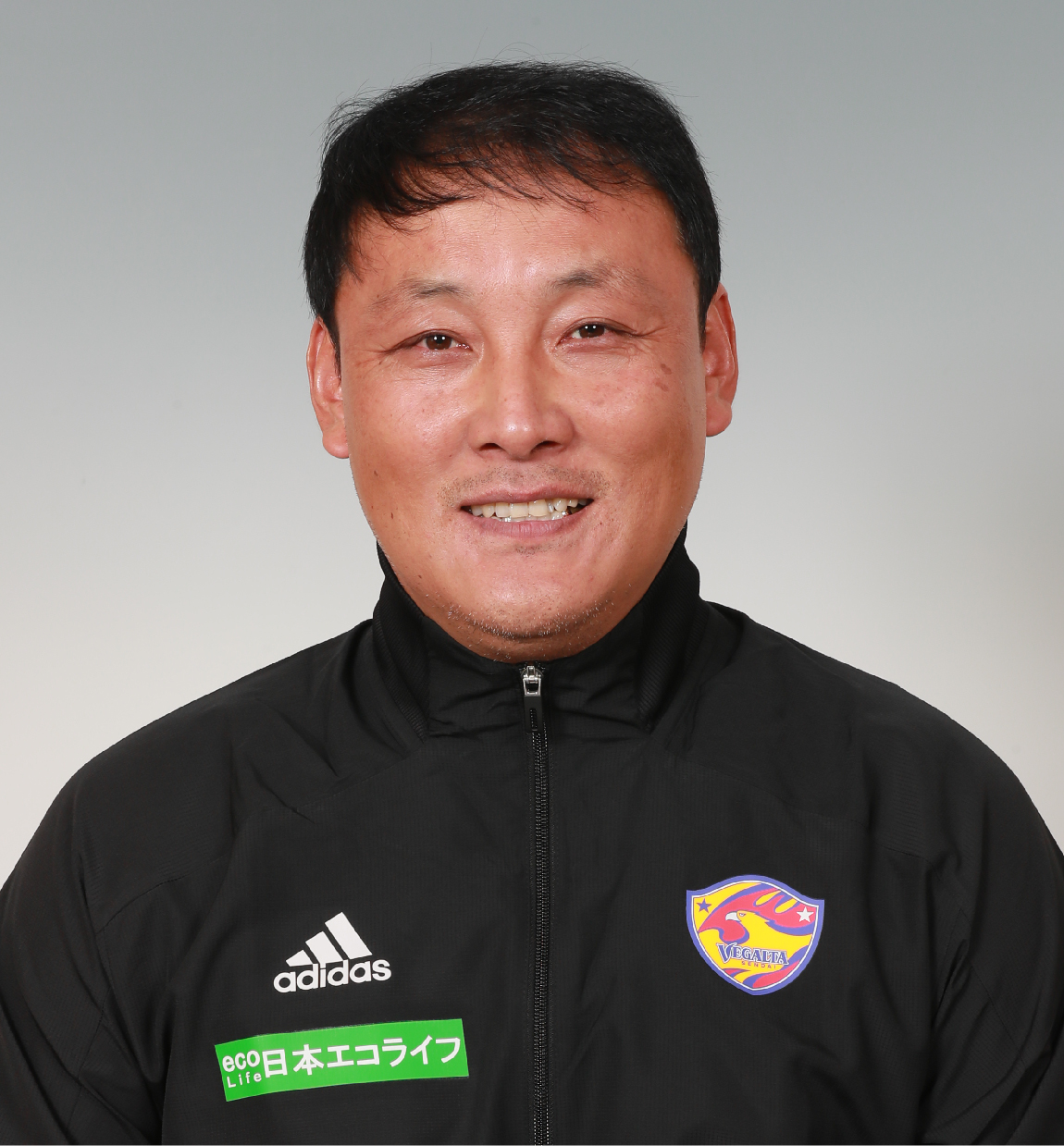 フィジカルコーチ イ チャンヨブの写真を紹介