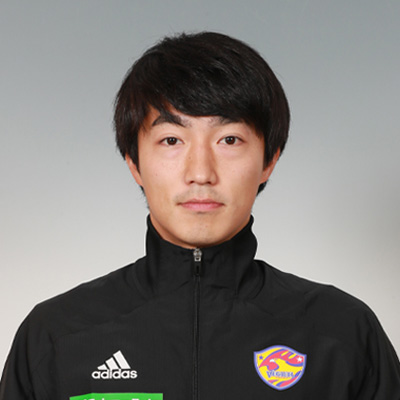 トレーナー 安達　壮の写真を紹介