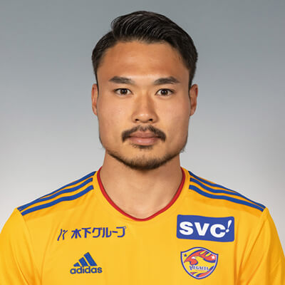 FW 中山 仁斗の写真を紹介