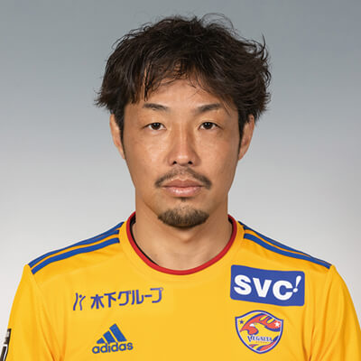 MF 富田 晋伍の写真を紹介