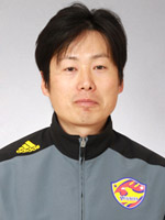 アカデミースタッフ