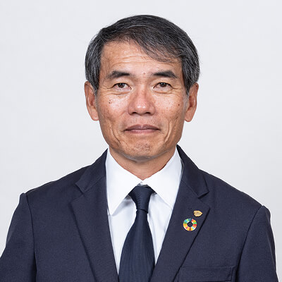 監督 森山 佳郎の写真を紹介